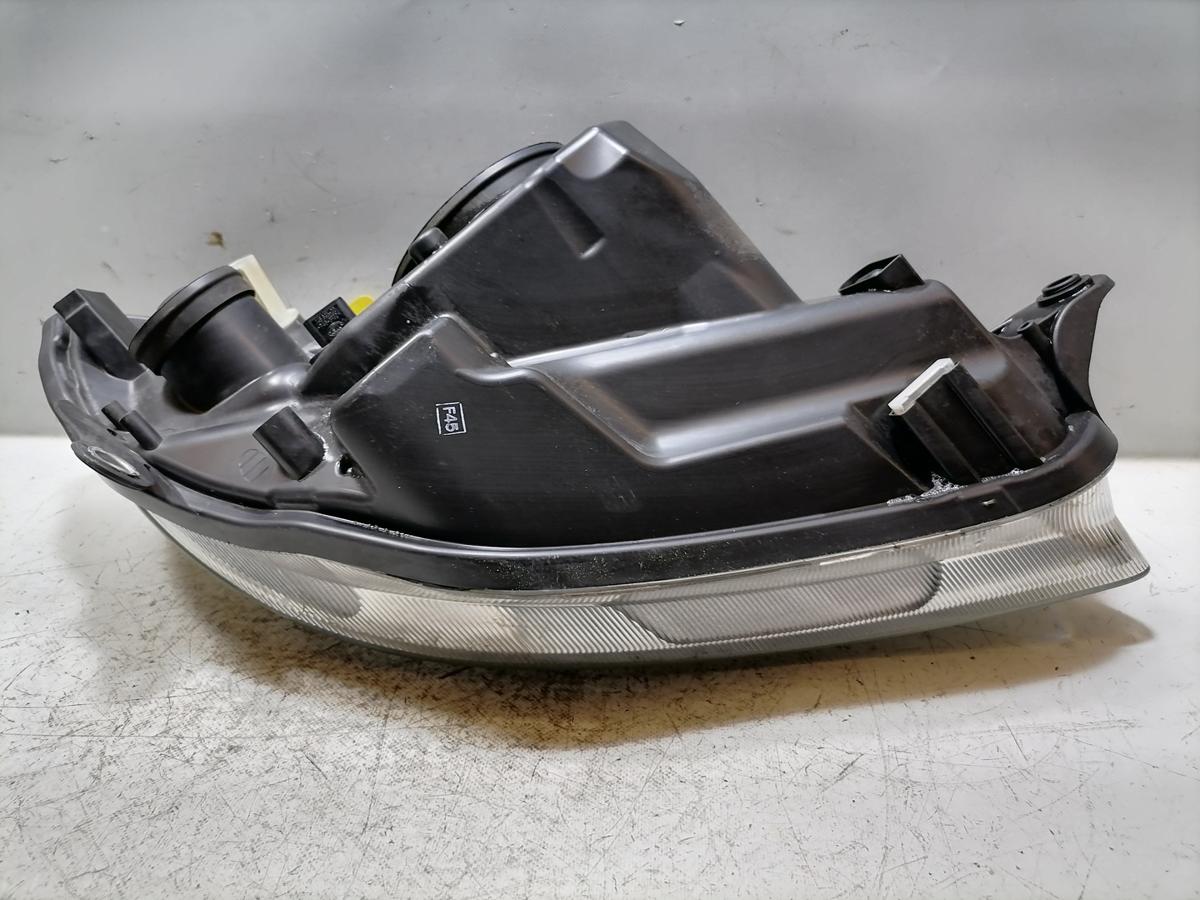 Skoda Fabia 2 5J original Scheinwerfer vorn links Halogen H4 Bj.2010